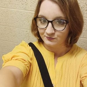 Meet your Posher, Elisabeth